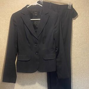 Ann Taylor Classic Navy Blue Women's Blazer and Pants Set